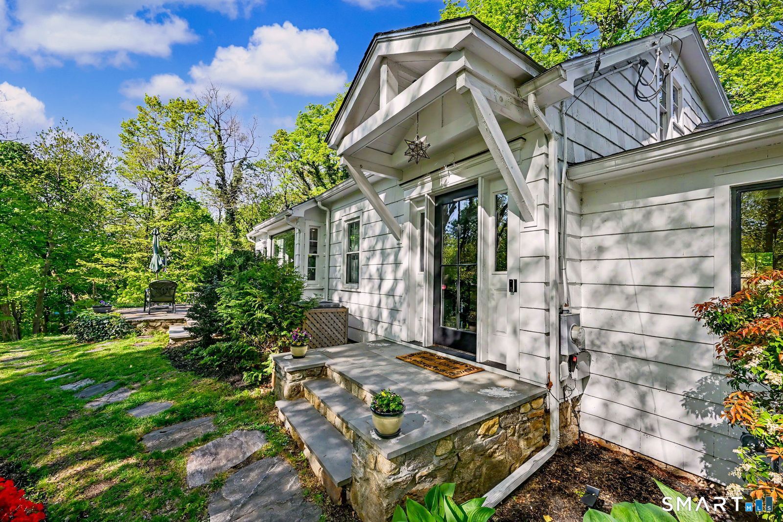 49 Newtown Avenue