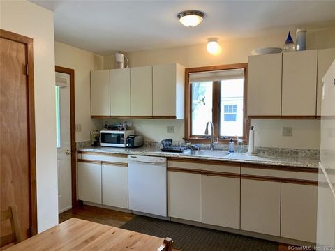 Tiny photo for 31 Oenoke Place #2, Stamford, CT 06907 (MLS # 24161728)