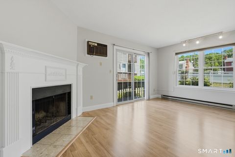 Tiny photo for 10 Taft Point #8, Waterbury, CT 06708 (MLS # 24186402)