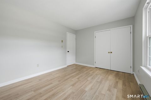Tiny photo for 10 Taft Point #8, Waterbury, CT 06708 (MLS # 24186402)