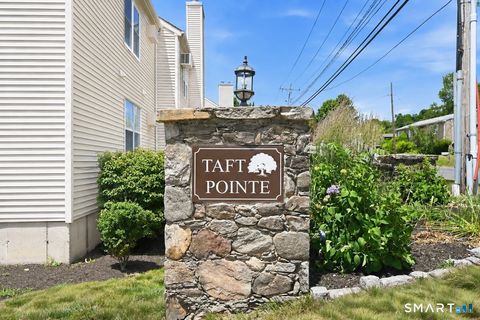 Tiny photo for 10 Taft Point #8, Waterbury, CT 06708 (MLS # 24186402)