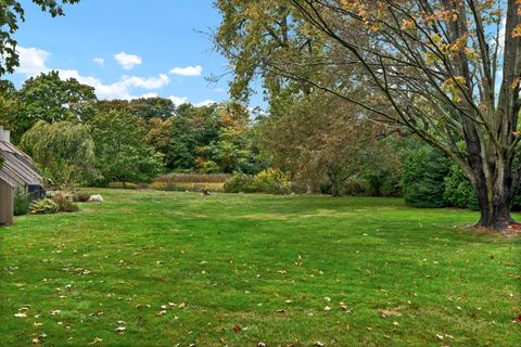 Tiny photo for 16 Pine Orchard Road #APT 23, Branford, CT 06405 (MLS # 24132861)