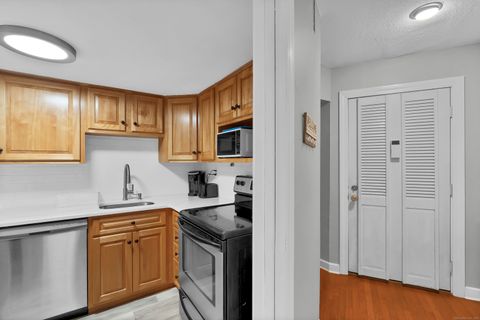 Tiny photo for 16 Pine Orchard Road #APT 23, Branford, CT 06405 (MLS # 24132861)