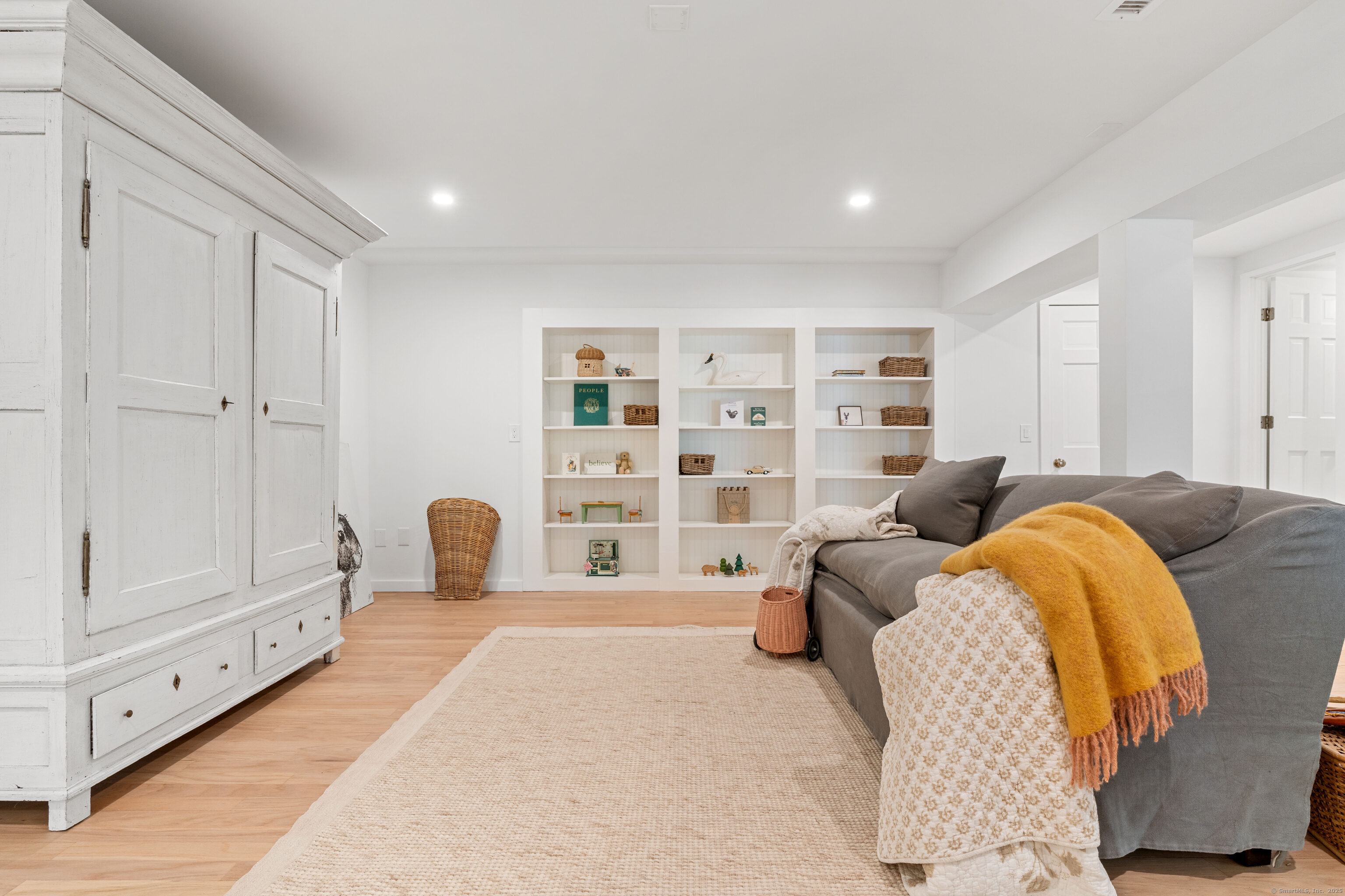 24 Silver Spring Road, Wilton, Connecticut image 27