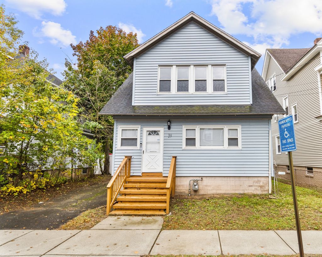 Photo of 39 Irvington Street, New Haven, CT 06513 (MLS # 24134618)