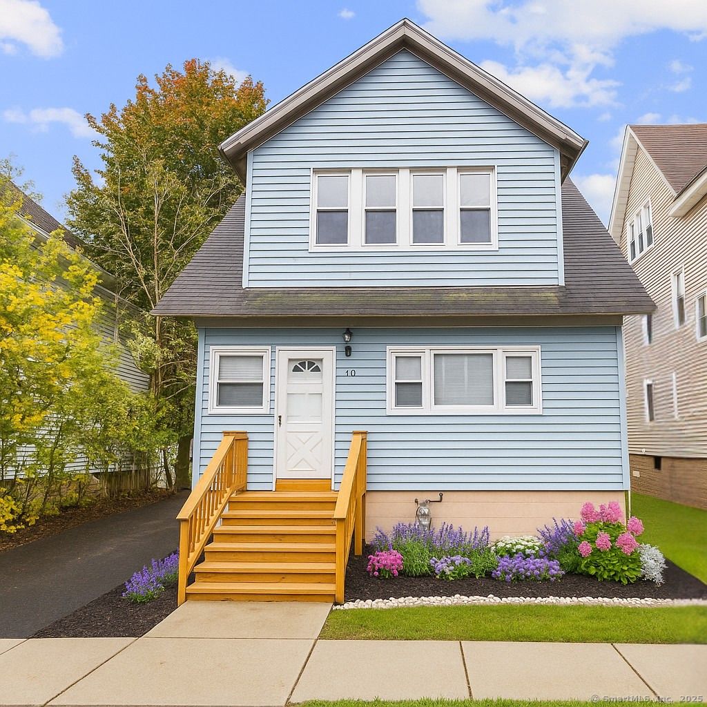 Photo of 39 Irvington Street, New Haven, CT 06513 (MLS # 24134618)