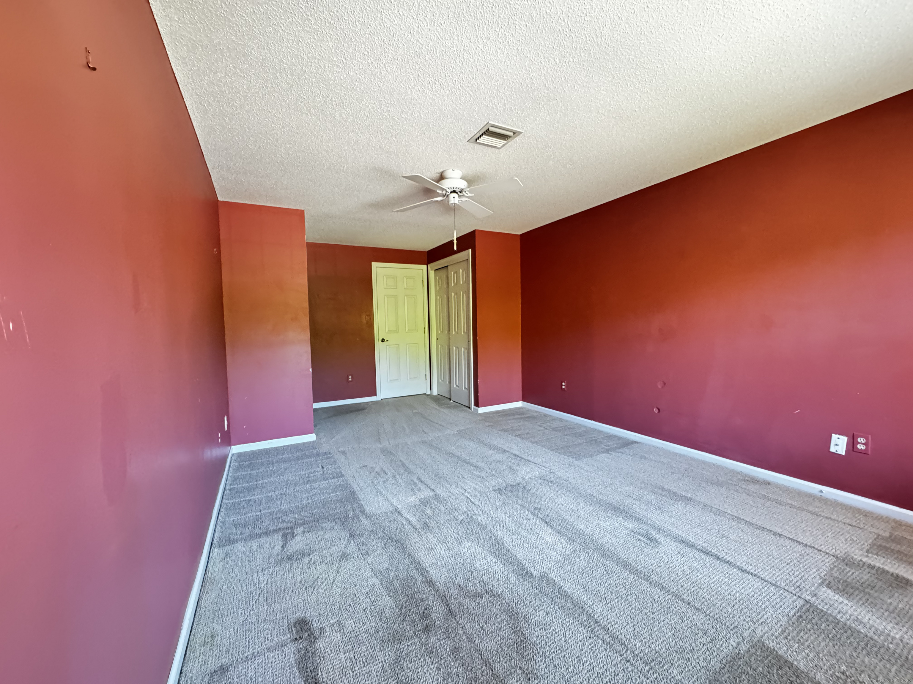 267 Strawberry Circle, Windsor, Connecticut image 10