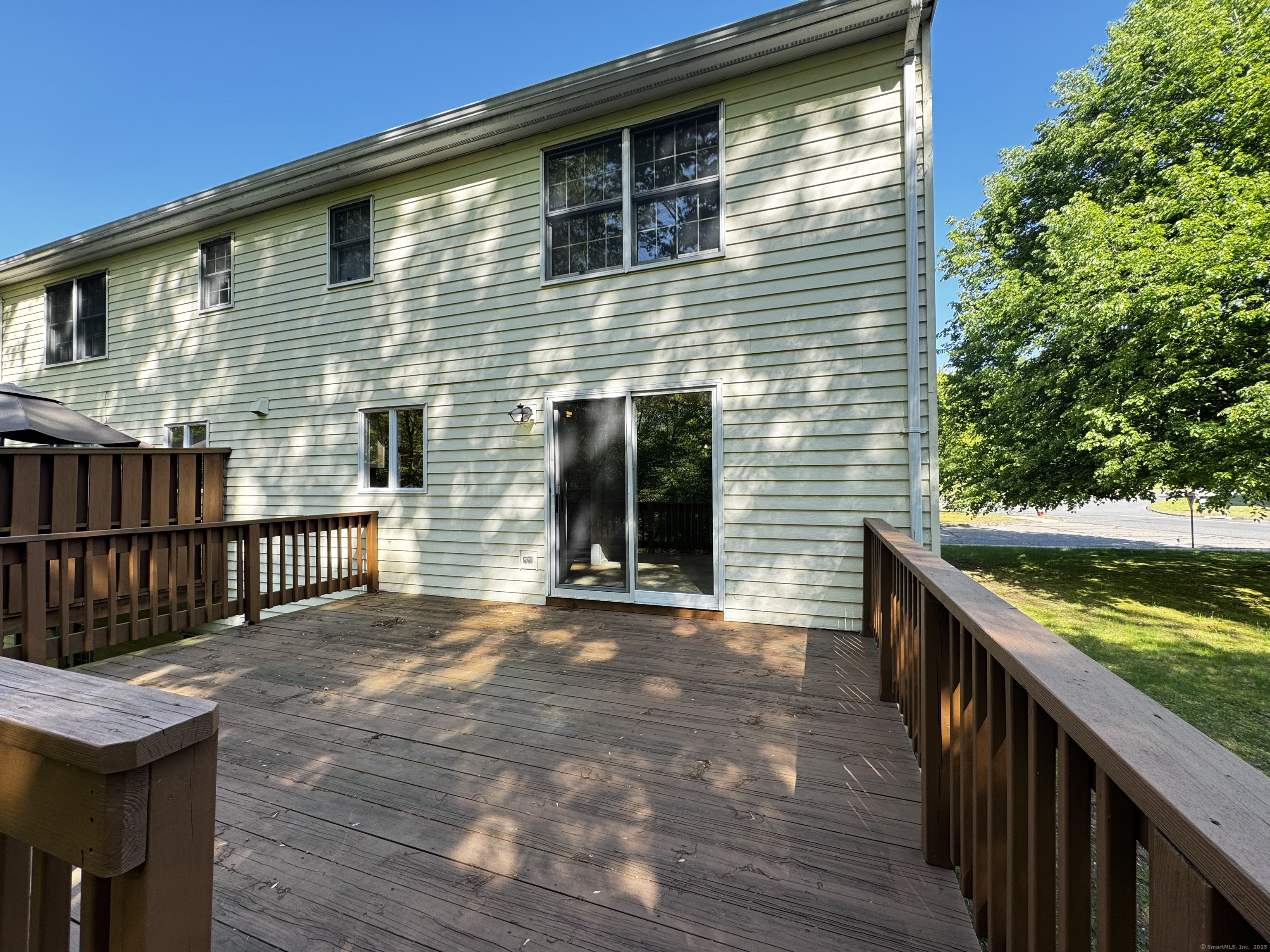 267 Strawberry Circle, Windsor, Connecticut image 17