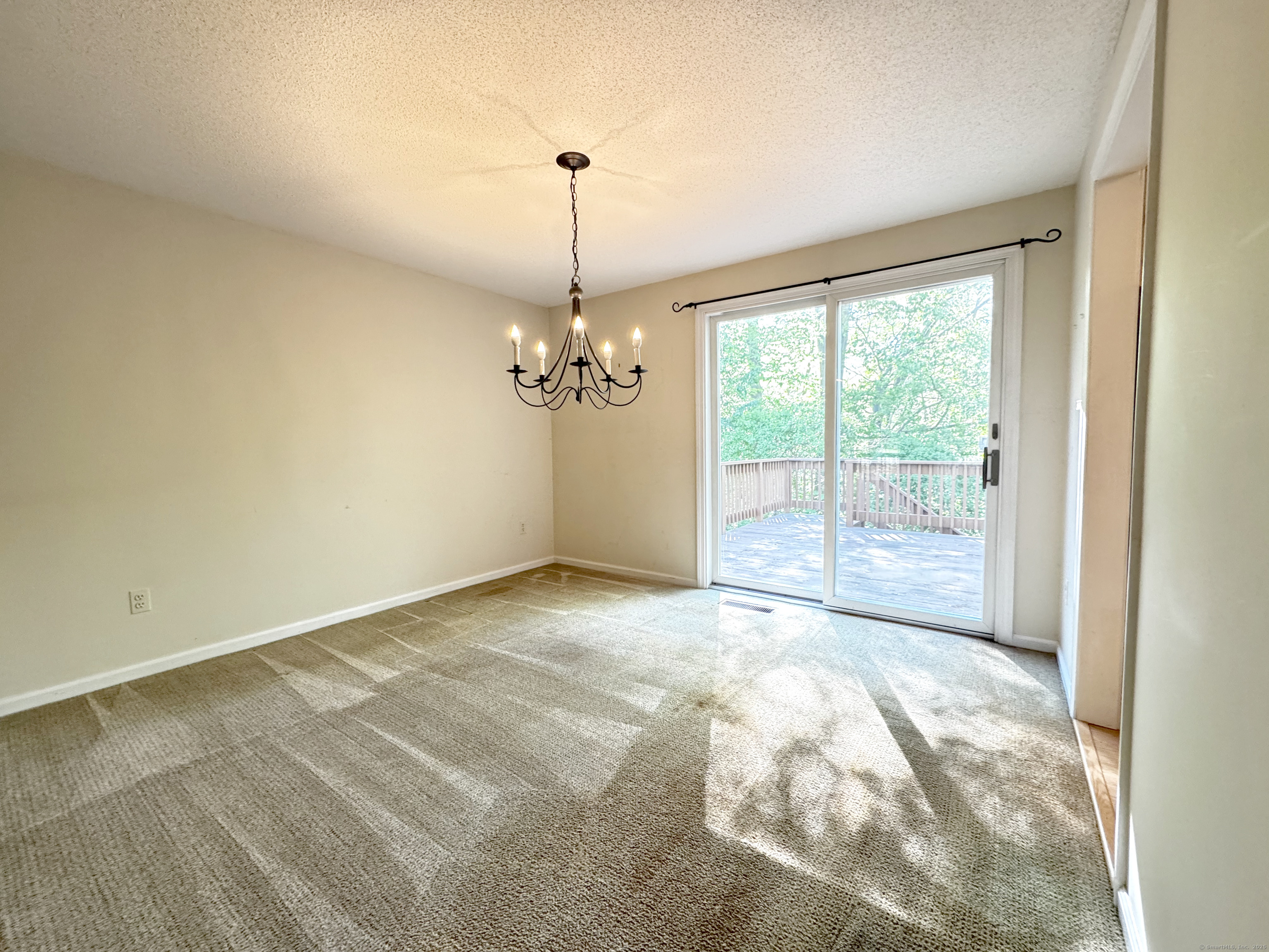 267 Strawberry Circle