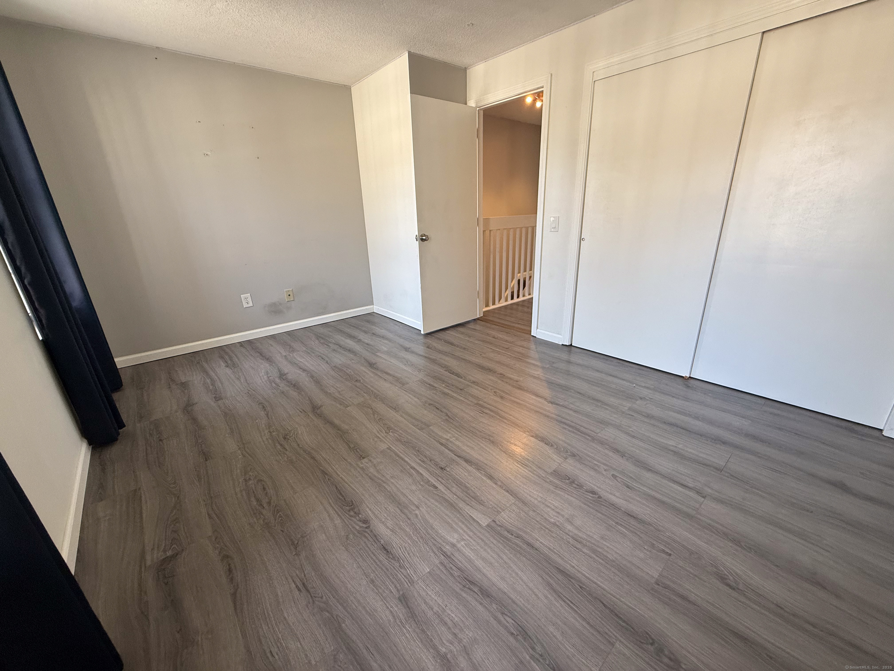 New Britain, Connecticut 06053, United States, 2 Bedrooms Bedrooms, ,2 BathroomsBathrooms,Residential,Pending,88398