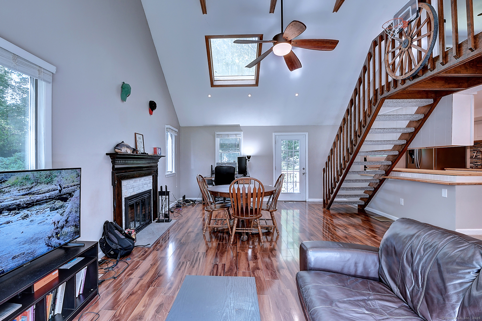 467 Jerome Avenue