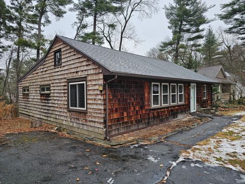 A home in Farmington