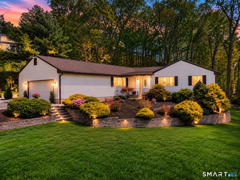 Photo of 6 Rivercove Drive, Cromwell, CT 06416 (MLS # 24191651)