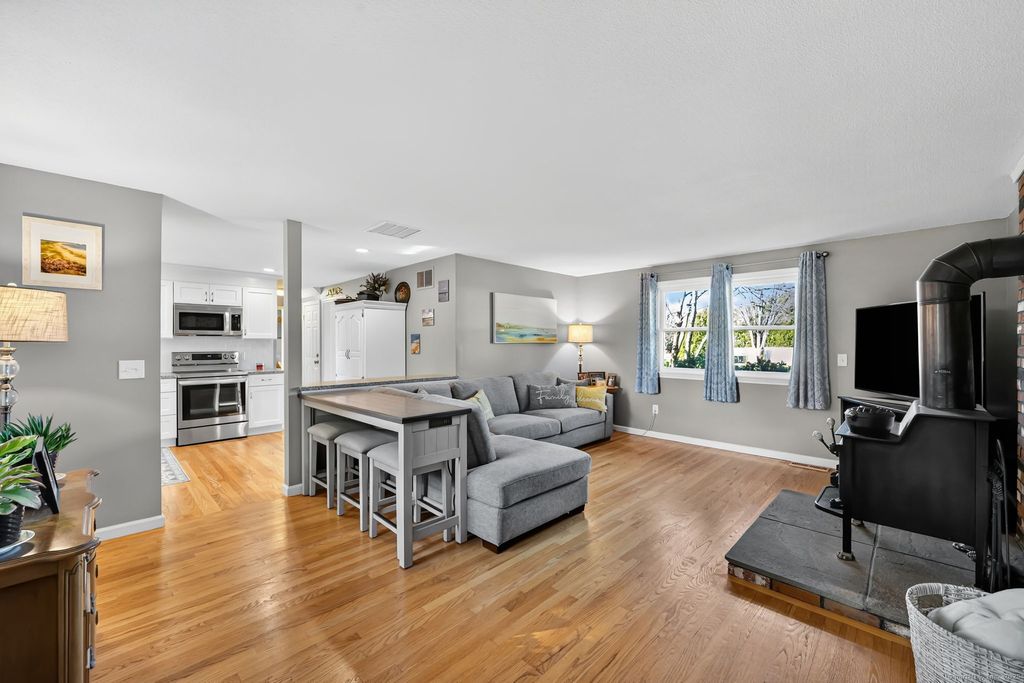 Photo of 68 Kent Lane, South Windsor, CT 06074 (MLS # 24140136)