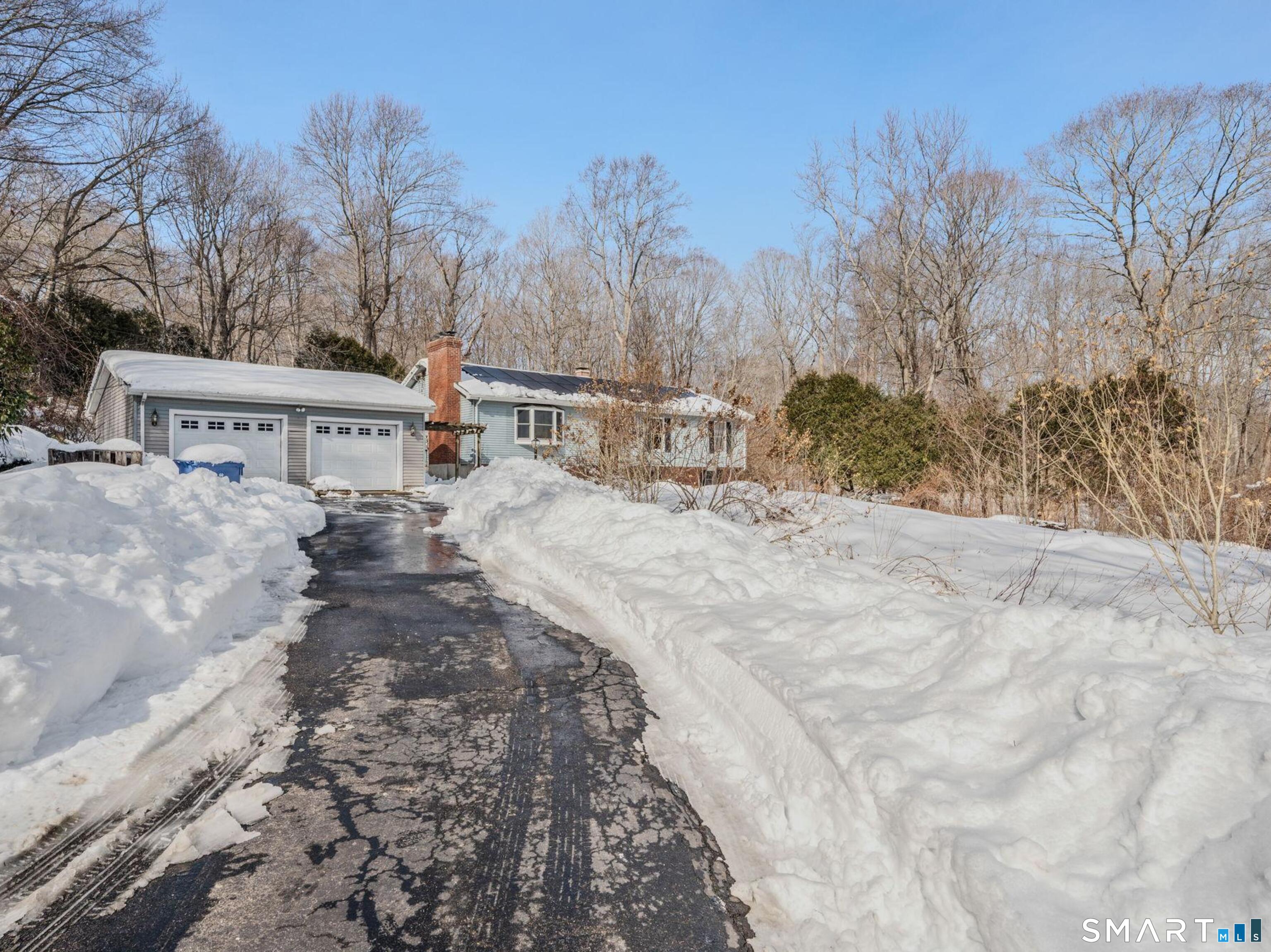 901 Old Colchester Road