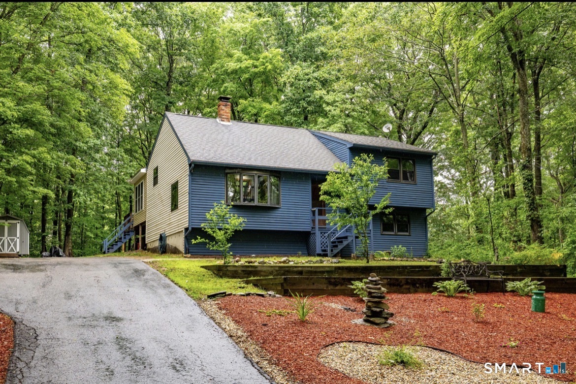 35 Hunt Road