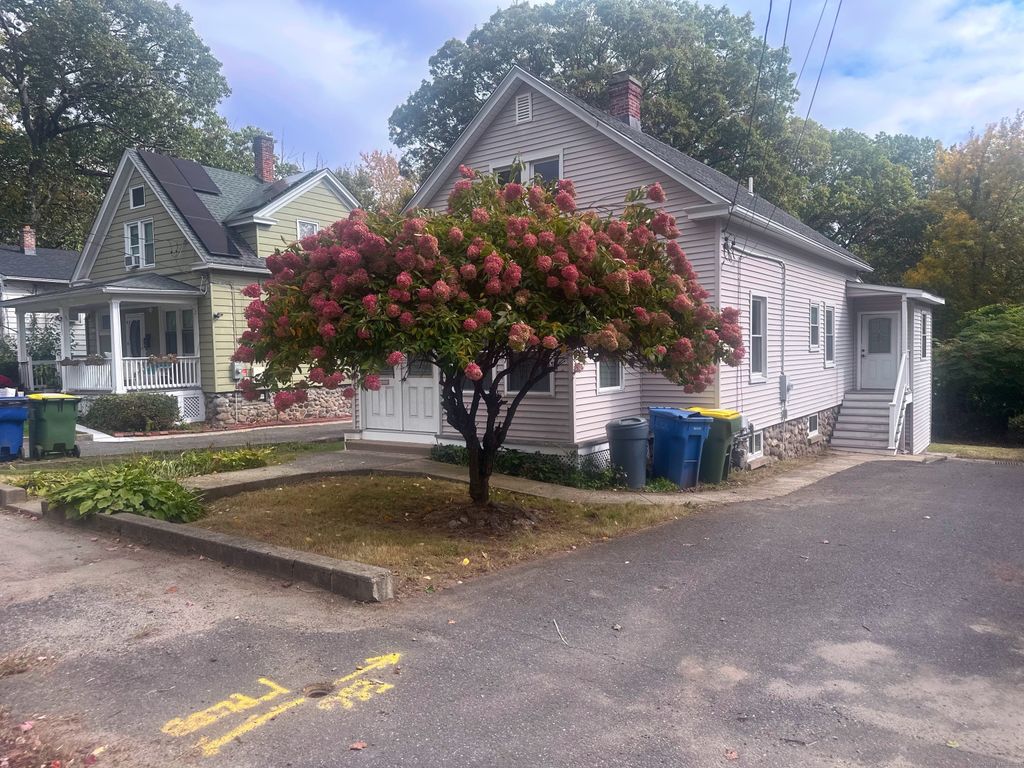 Photo of 198 Tudor Street, Waterbury, CT 06704 (MLS # 24132882)