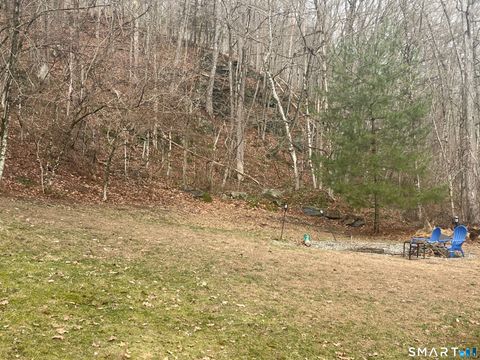 Tiny photo for 365 Canterbury Road, Brooklyn, CT 06234 (MLS # 24154611)