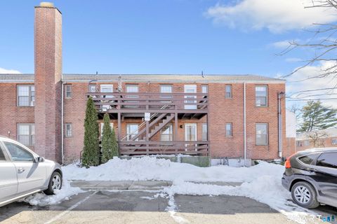 Tiny photo for 33 Nob Hill Circle #A, Bridgeport, CT 06610 (MLS # 24156478)