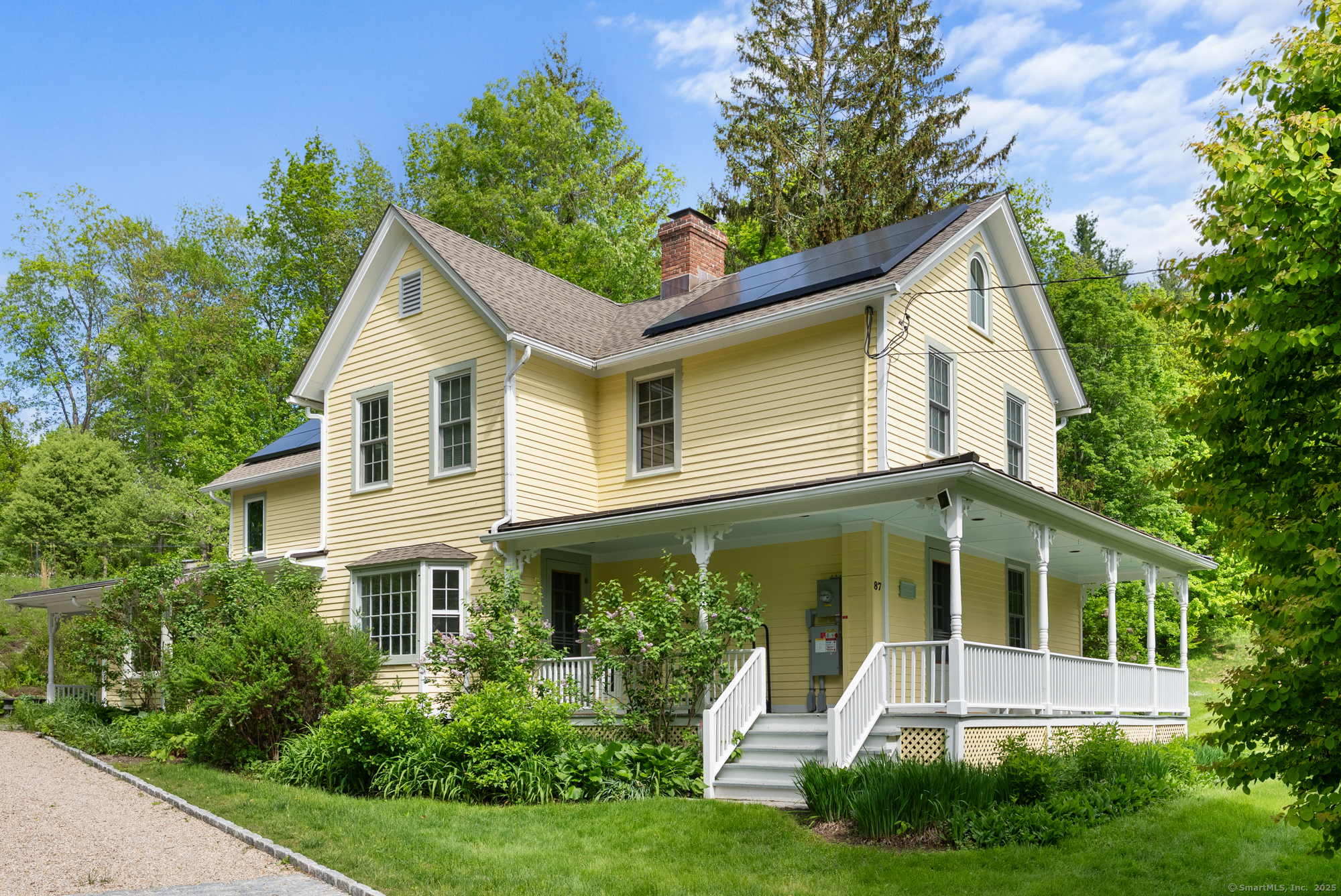 Cathole Road, Litchfield, Connecticut - 4 Bedrooms  
3 Bathrooms  
6 Rooms - 