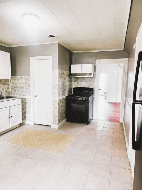 Tiny photo for 25 Laurel Street, Waterbury, CT 06702 (MLS # 24134027)