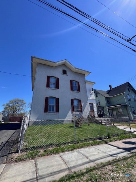 39 Noble Street