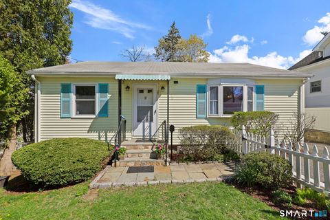 Photo of 25 Fairland Street, Stamford, CT 06905 (MLS # 24163292)