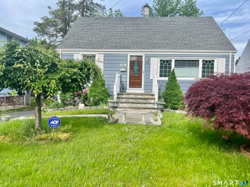 140 1/2 Stuart Avenue Norwalk CT 06850