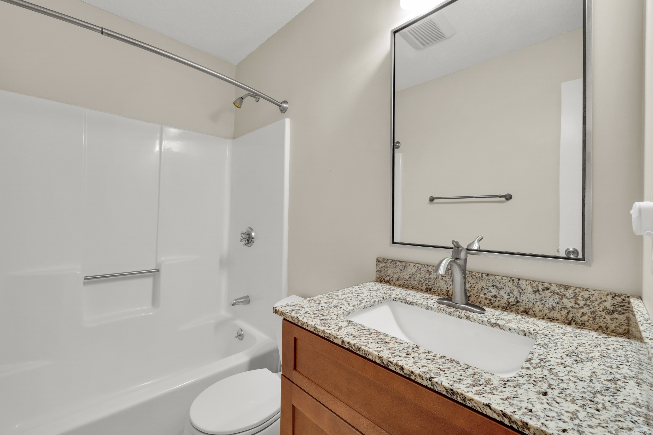 12 Southbridge Court #12, Simsbury, Connecticut image 21