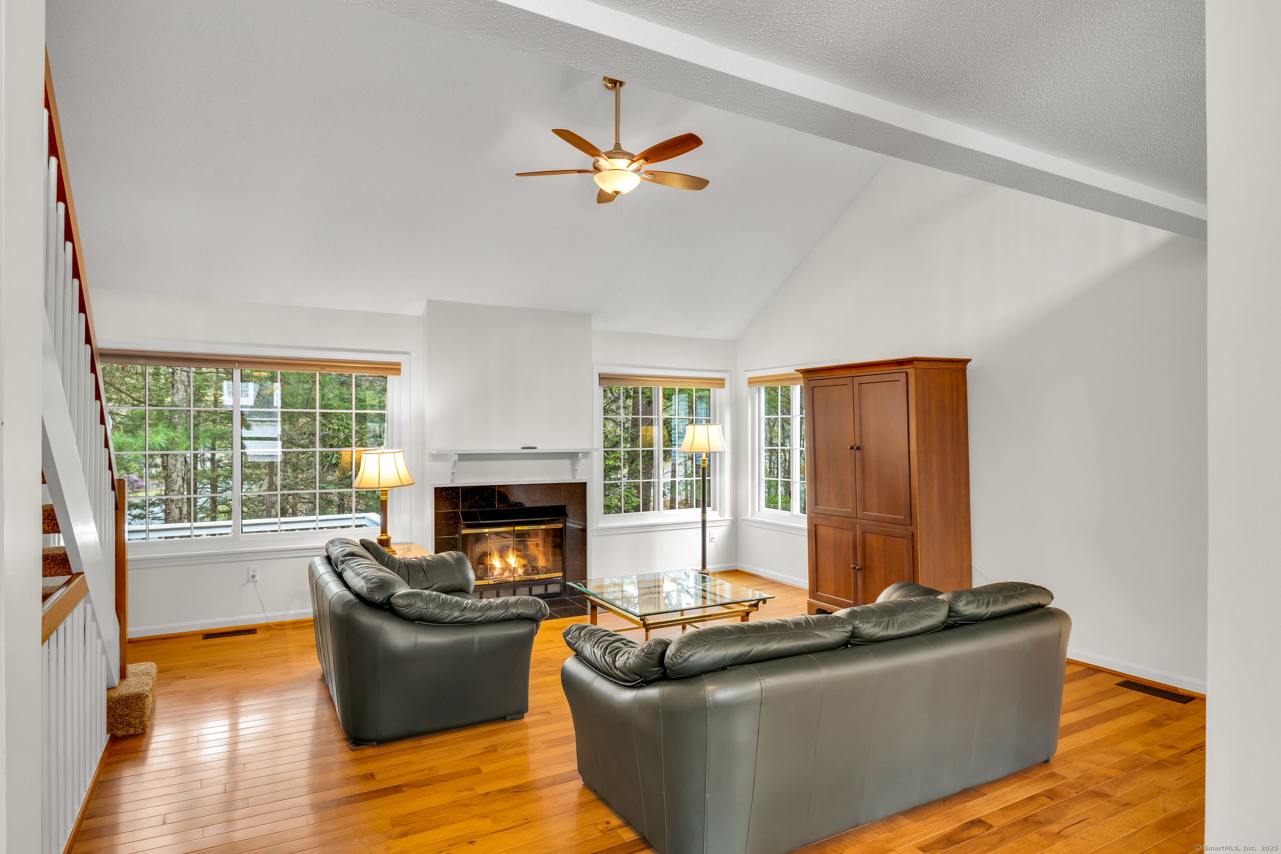 12 Southbridge Court #12, Simsbury, Connecticut image 2
