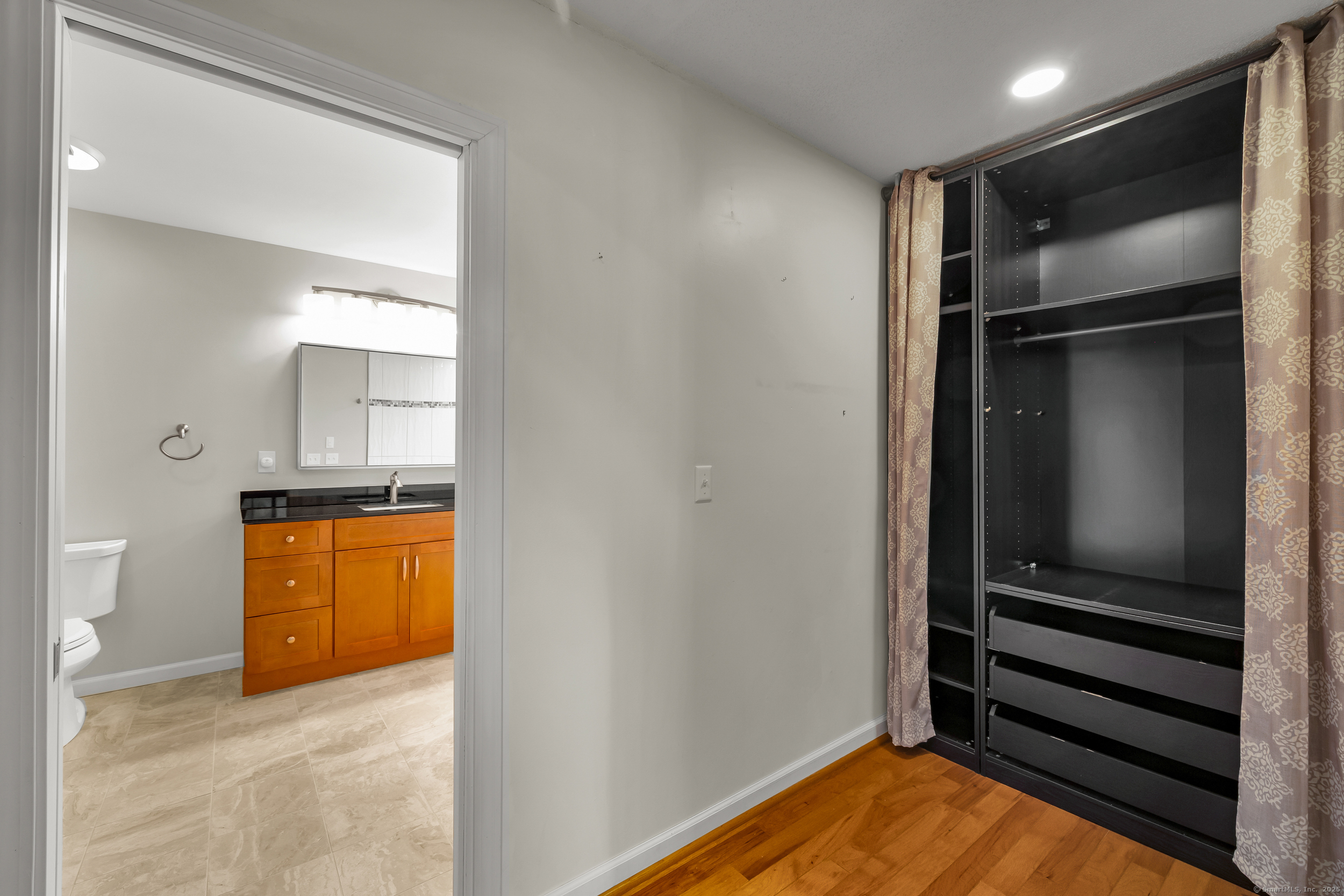 12 Southbridge Court #12, Simsbury, Connecticut image 14