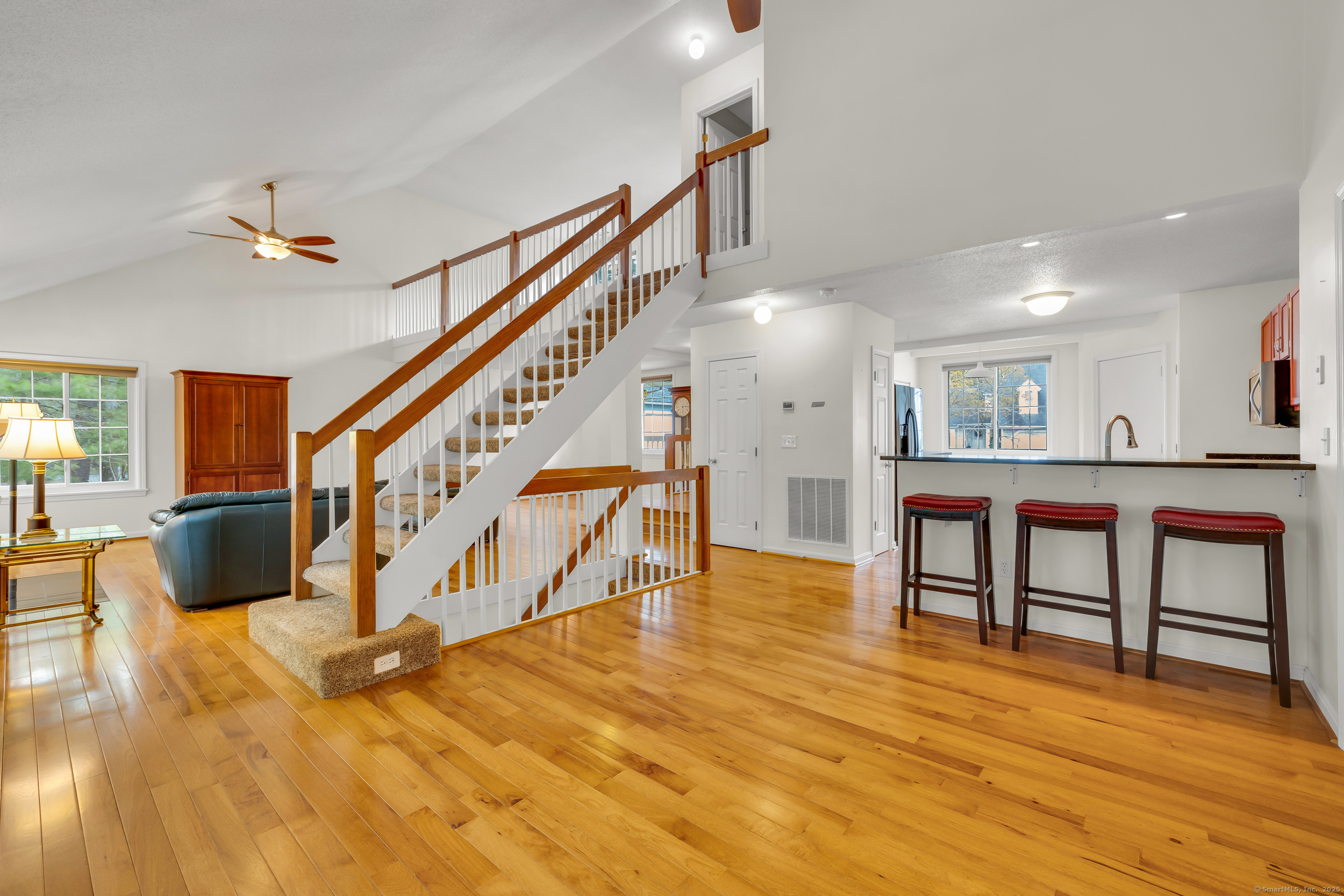 12 Southbridge Court #12, Simsbury, Connecticut image 5