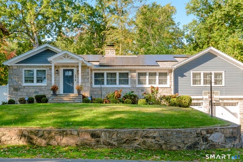 Photo of 33 Rocky Ridge Drive, Trumbull, CT 06611 (MLS # 24212829)