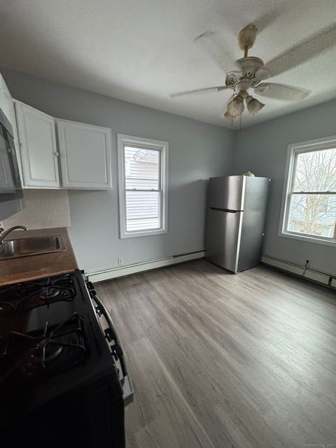 Tiny photo for 150 Norman Street #2nd floor, Bridgeport, CT 06605 (MLS # 24142527)
