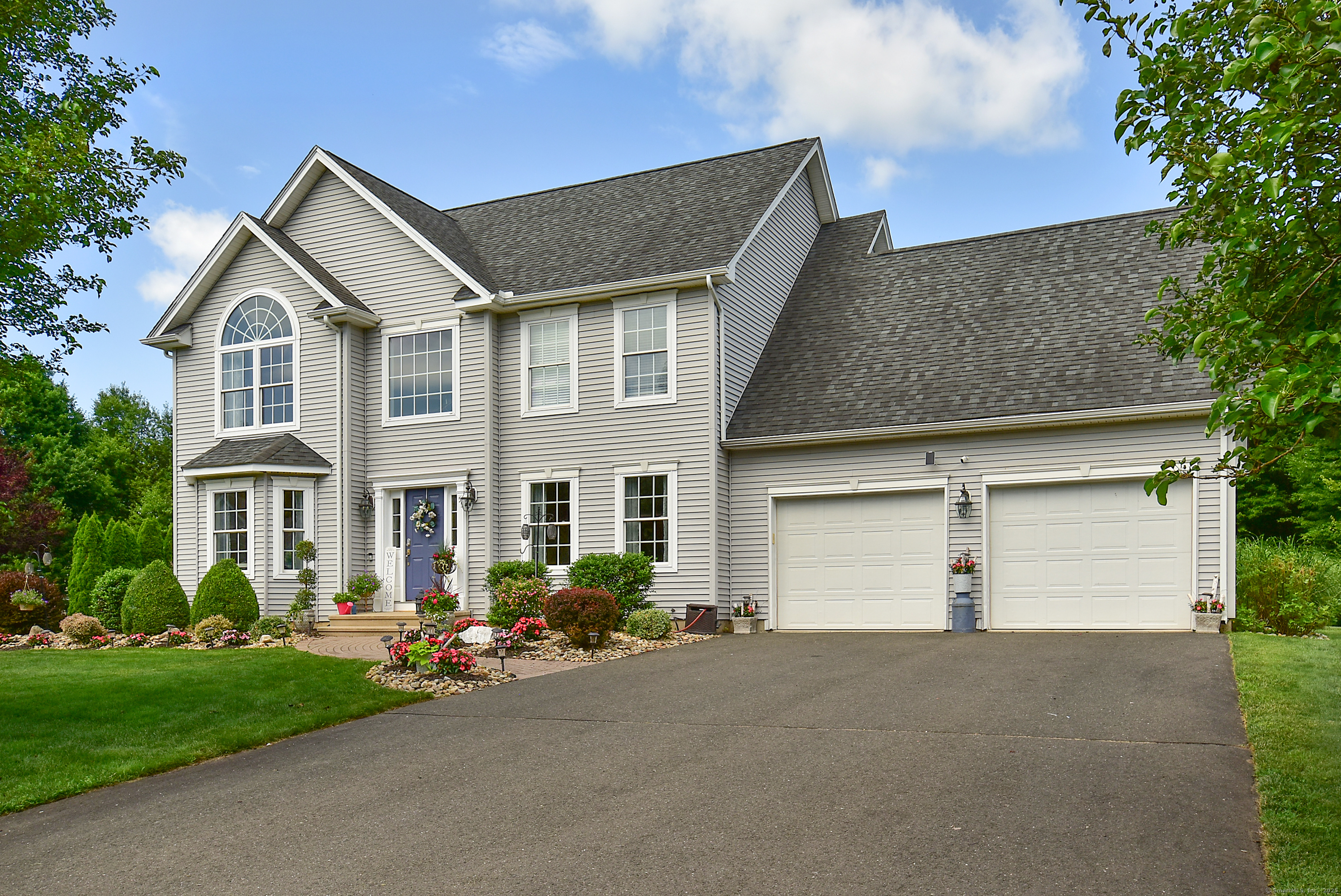 55 Hydrangea Lane
