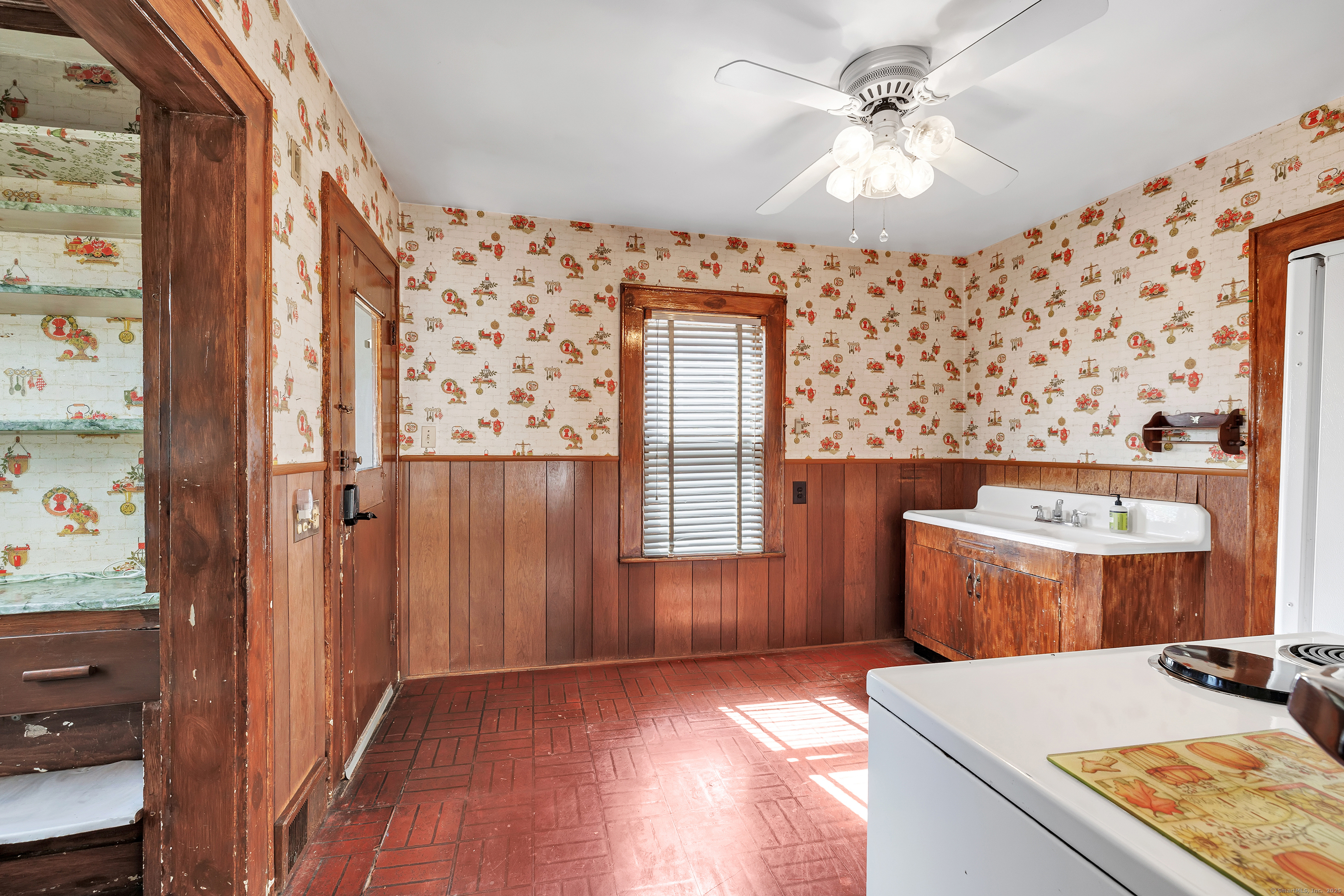 172 Swanson Avenue, Stratford, Connecticut image 12
