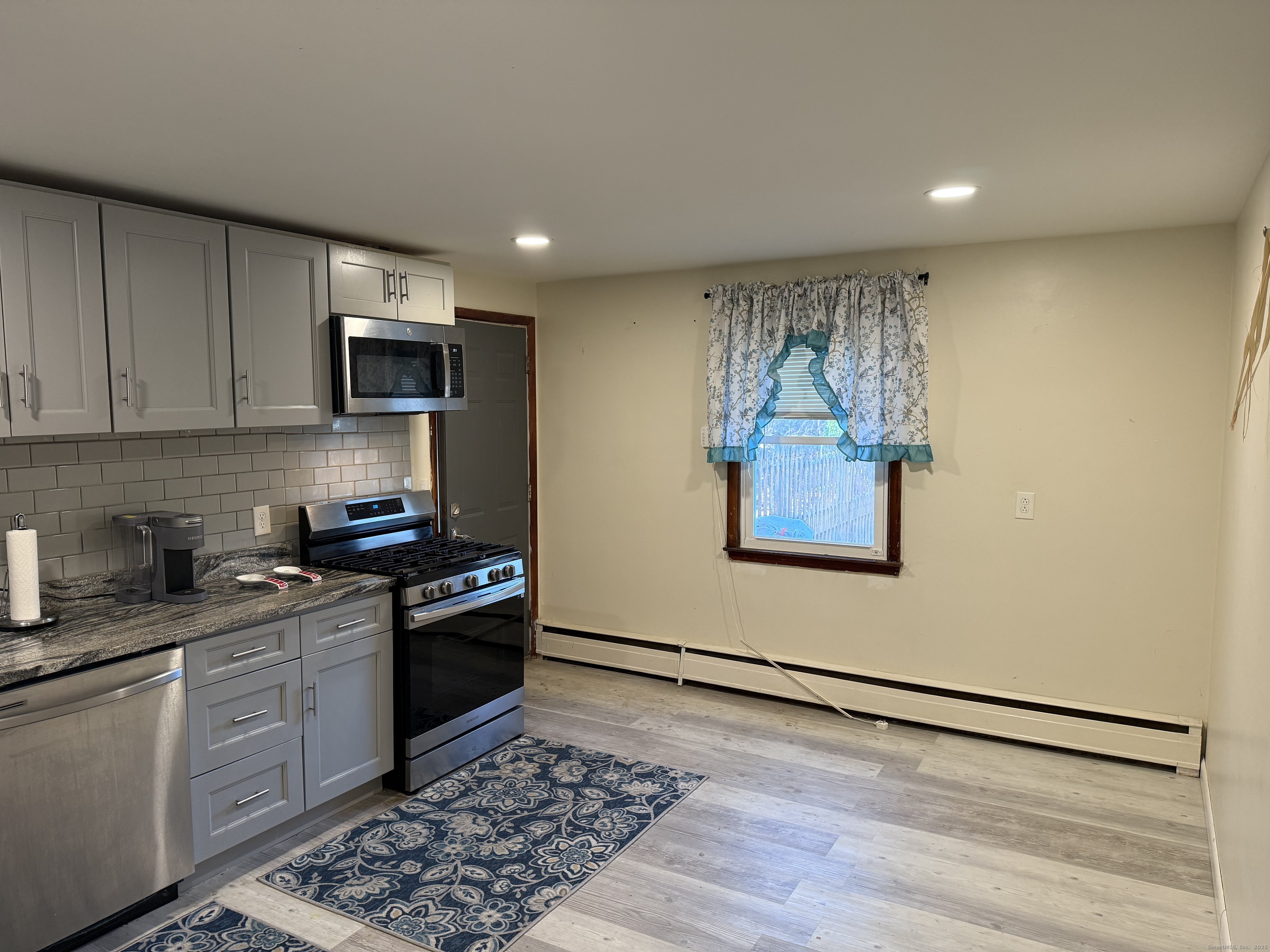 360 Vincellette Street