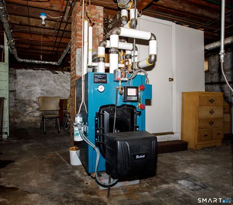 Tiny photo for 158 W Thames Street, Norwich, CT 06360 (MLS # 24153959)