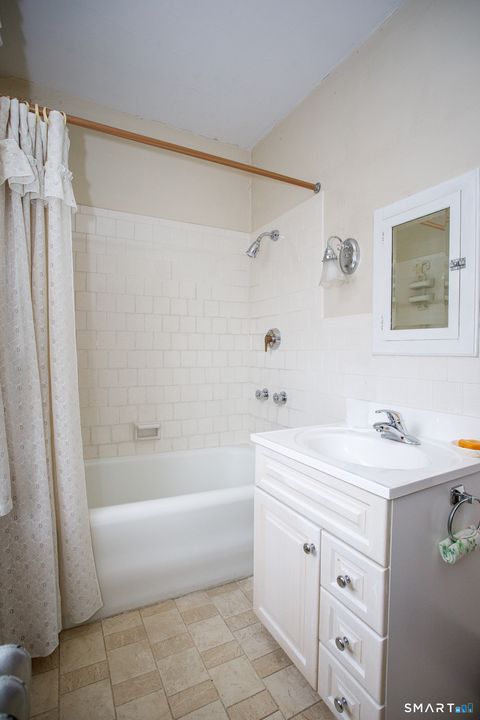 Tiny photo for 158 W Thames Street, Norwich, CT 06360 (MLS # 24153959)