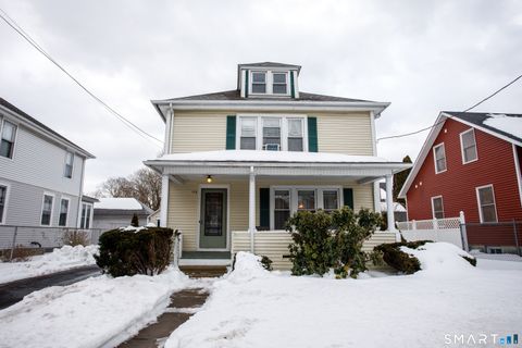 Photo of 158 W Thames Street, Norwich, CT 06360 (MLS # 24153959)