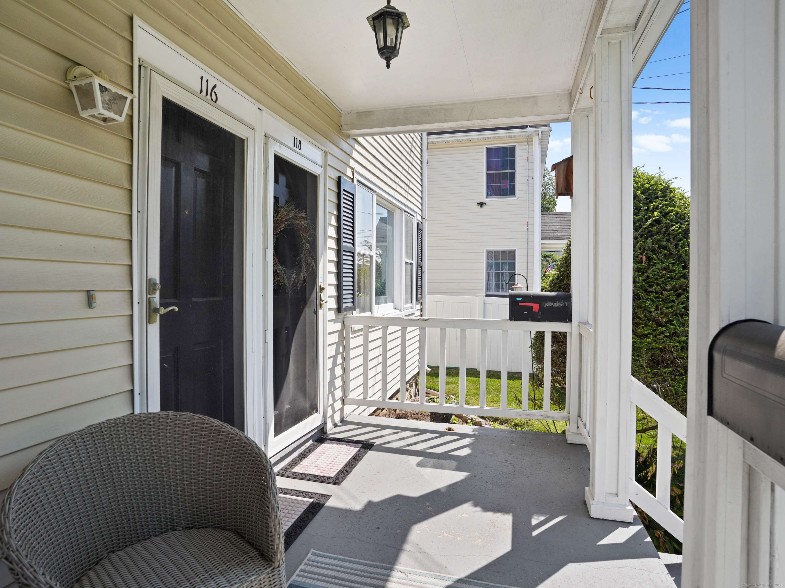 118 East Avenue
