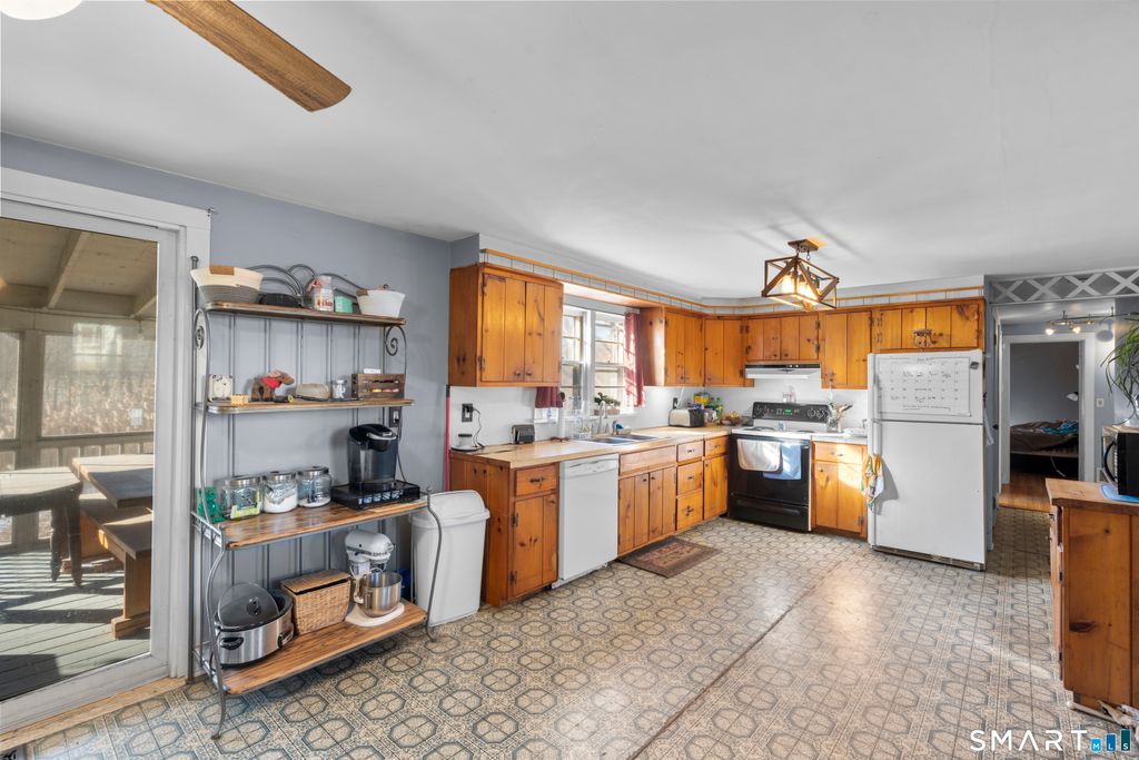 Photo of 24 E Main Street, North Canaan, CT 06018 (MLS # 24149995)