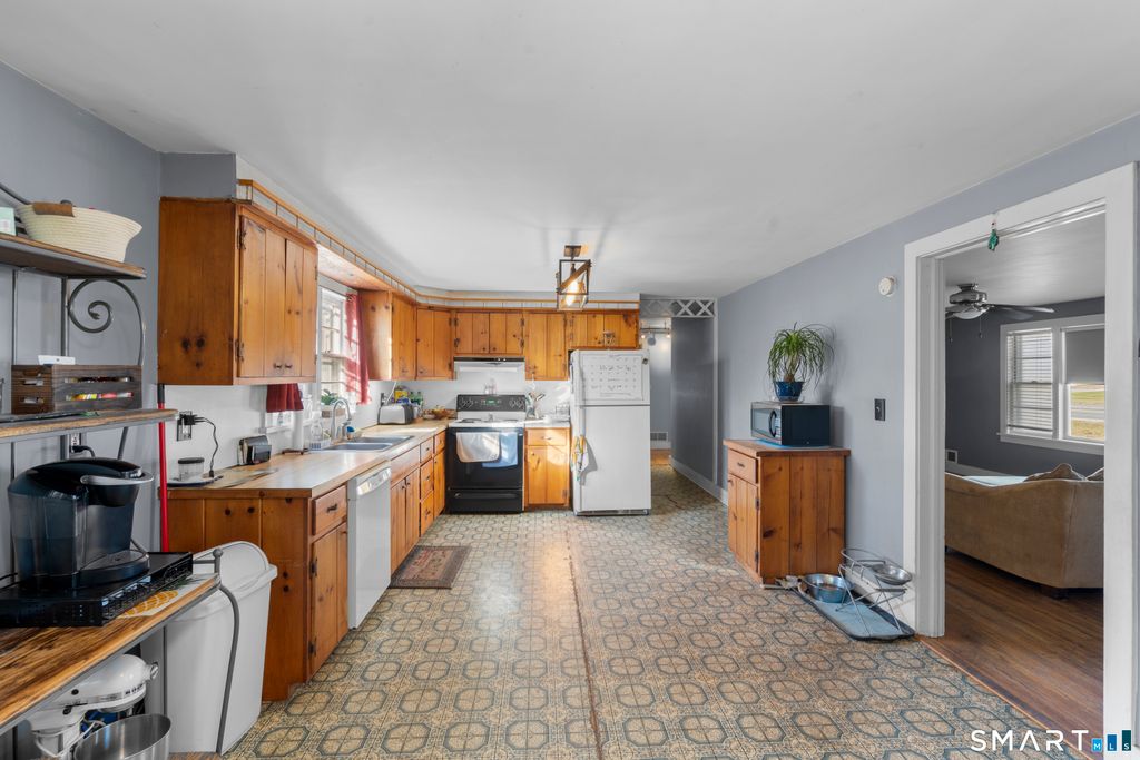 Photo of 24 E Main Street, North Canaan, CT 06018 (MLS # 24149995)