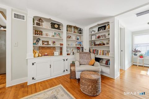 Tiny photo for 402 Boston Street, Guilford, CT 06437 (MLS # 24150982)