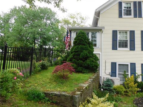 Tiny photo for 402 Boston Street, Guilford, CT 06437 (MLS # 24150982)