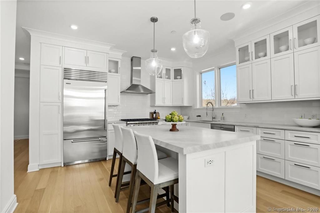 Photo of 302 Gramercy Park #302, New Canaan, CT 06840 (MLS # 24151803)