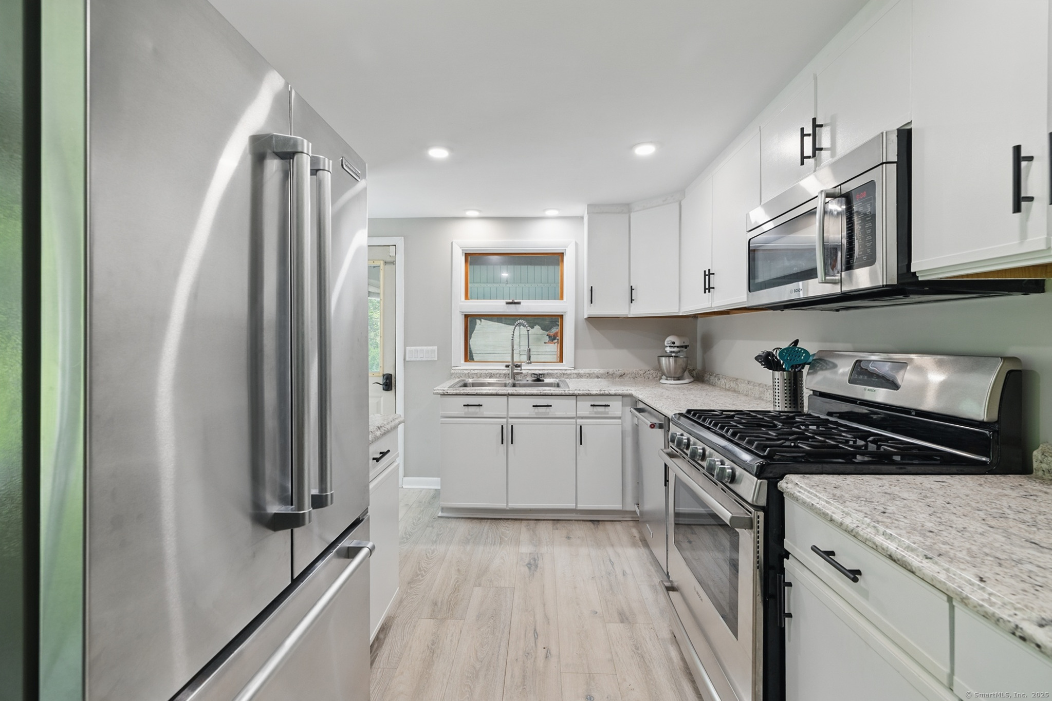 88 Dutton Road, New Hartford, Connecticut image 19