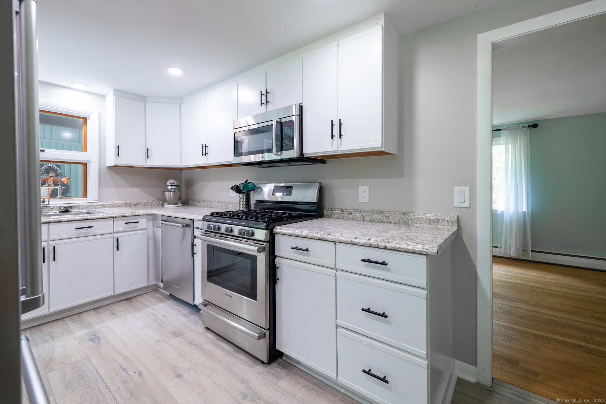 88 Dutton Road, New Hartford, Connecticut image 16