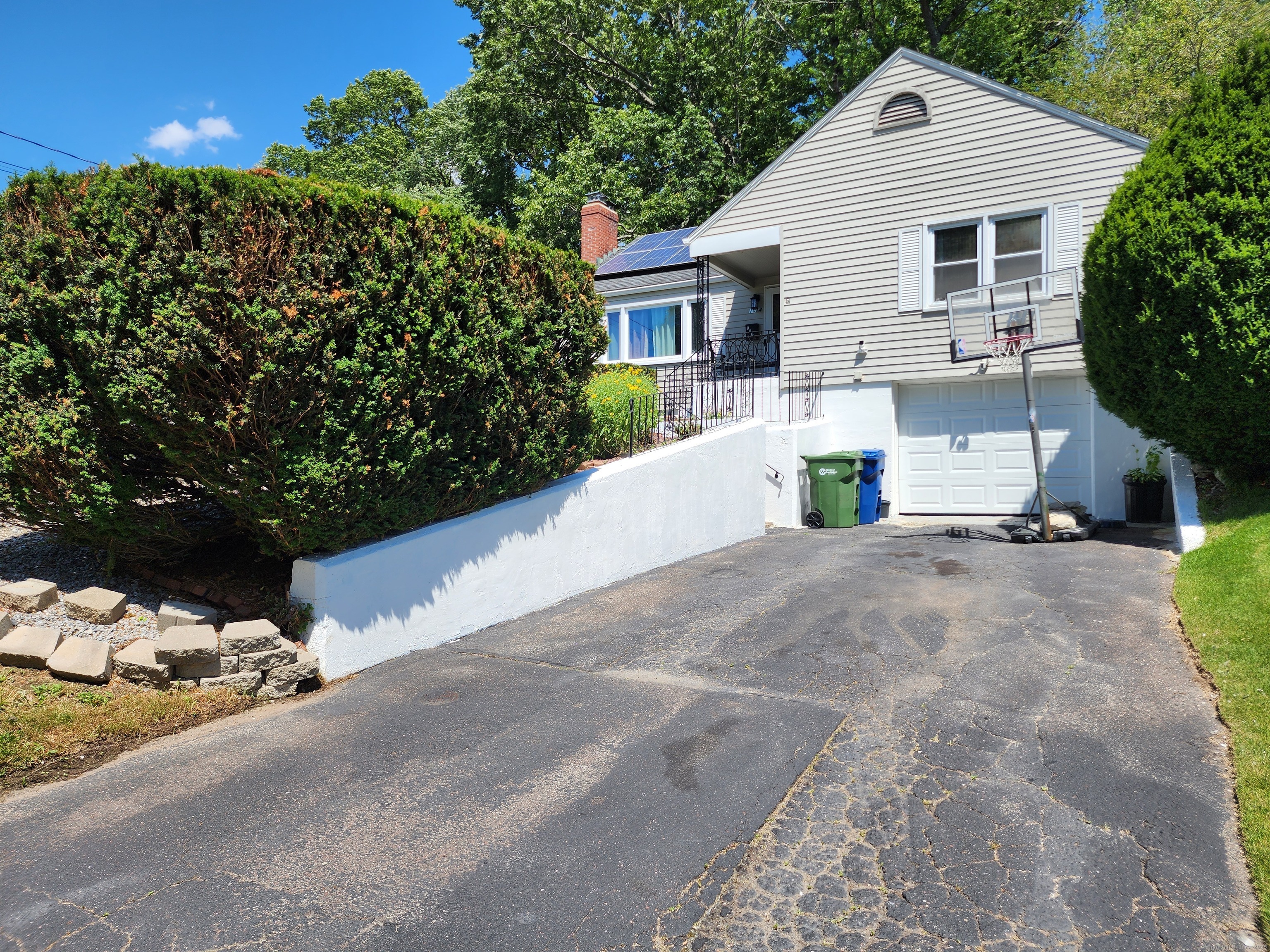 1014 North Worthy Street