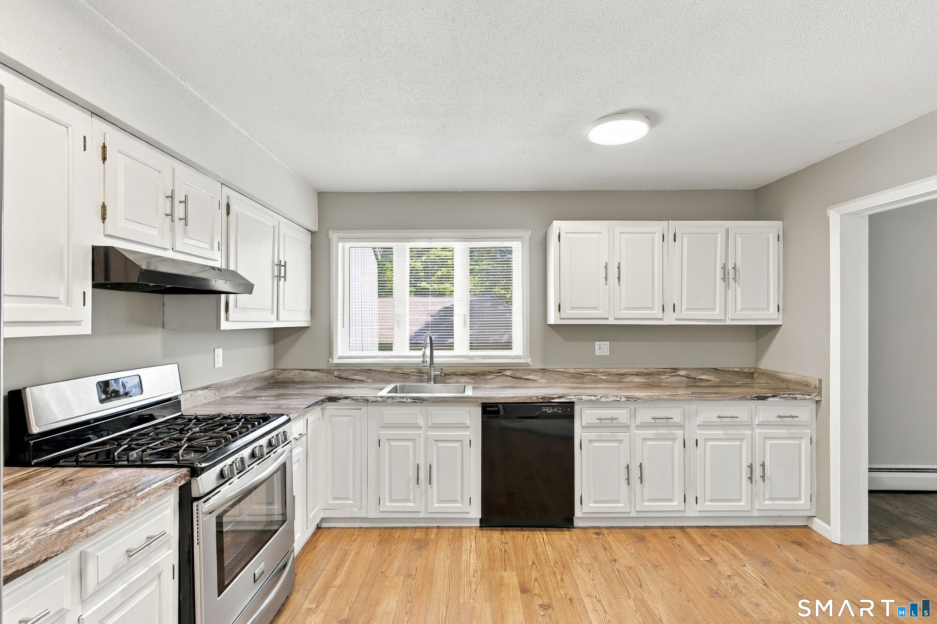 5 Talcott Glen B